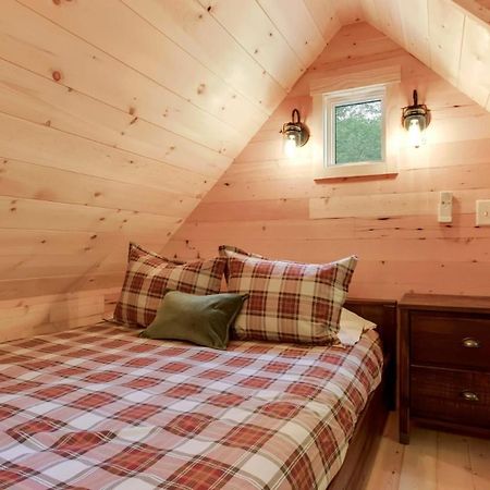 The Magnolia In Treehouse Grove At Norton Creek Villa Gatlinburg Exteriör bild